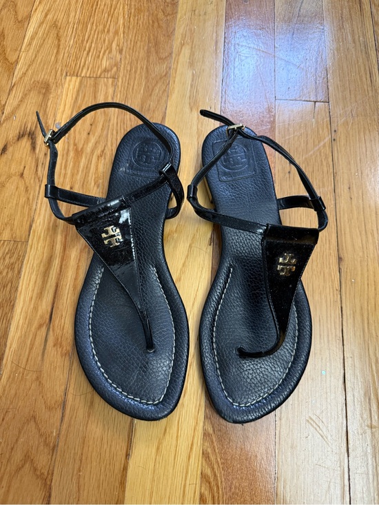 Tory Burch Shoes - Tory Burch Black Patent Leather T-Strap Sandals with Gold Logo